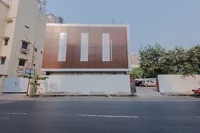 OYO 10166 Hotel D69 Residency