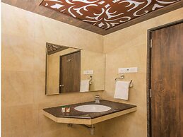 OYO 10650 Hotel Lotus Residency