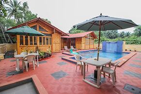 OYO 10723 Home Pool View Studio Colva
