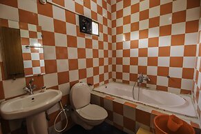 OYO 10958 Home Modern Studios Candolim