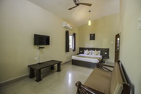 OYO 10958 Home Modern Studios Candolim