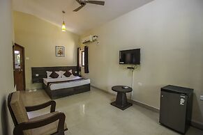 OYO 10958 Home Modern Studios Candolim