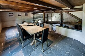 Cavanera Etnea Resort & Wine Experience