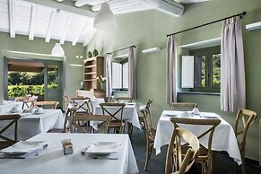 Cavanera Etnea Resort & Wine Experience