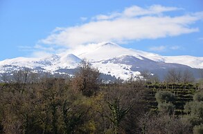 Cavanera Etnea Resort & Wine Experience