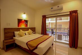 OYO 9792 Home 2BHK Poolside Siolim