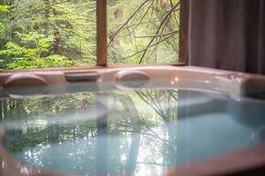 Opossum Creek Retreat