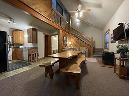 Opossum Creek Retreat