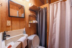 Opossum Creek Retreat