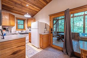 Opossum Creek Retreat