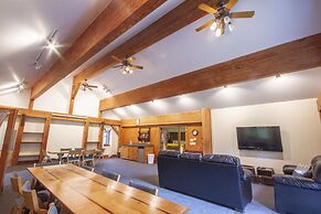 Opossum Creek Retreat