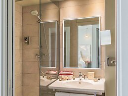 Hôtel Mercure Paris Pont de Levallois Neuilly