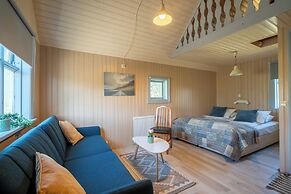 Efri-Vík Bungalows