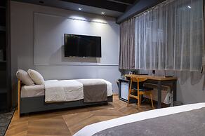 Hotel London B&B