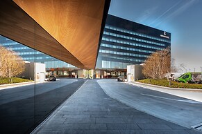 Renaissance Warsaw Airport Hotel, an Marriott International