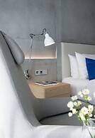 Renaissance Warsaw Airport Hotel, an Marriott International