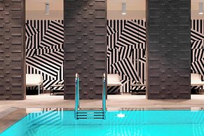 Renaissance Warsaw Airport Hotel, an Marriott International