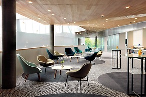 Renaissance Warsaw Airport Hotel, an Marriott International