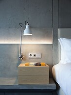 Renaissance Warsaw Airport Hotel, an Marriott International