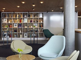 Renaissance Warsaw Airport Hotel, an Marriott International