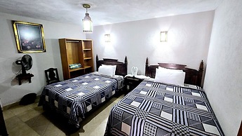 Hotel Plaza Baratillo