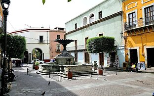 Hotel Plaza Baratillo