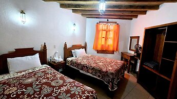 Hotel Plaza Baratillo