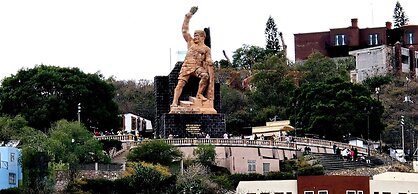 Hotel Plaza Baratillo