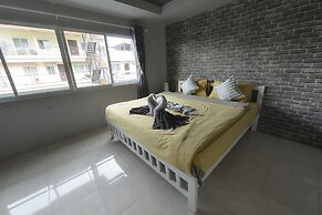 Livit70's hotel & hostel