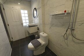 Livit70's hotel & hostel