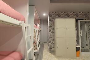 Livit70's hotel & hostel