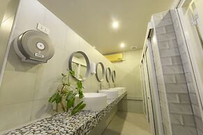 Livit70's hotel & hostel