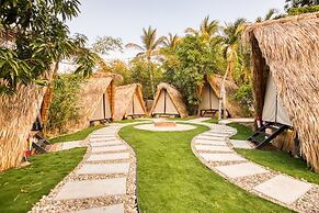 Selina Puerto Escondido