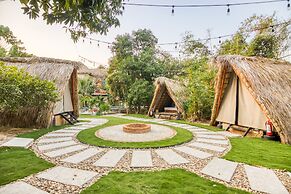 Selina Puerto Escondido