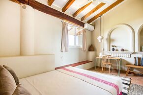 Selina Puerto Escondido