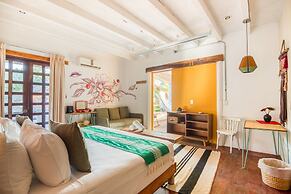 Selina Puerto Escondido