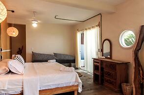 Selina Puerto Escondido