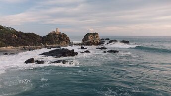 Selina Puerto Escondido