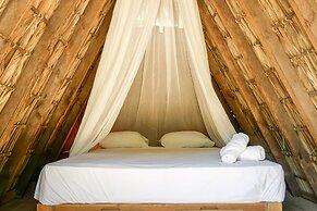 Selina Puerto Escondido