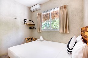 Selina Puerto Escondido