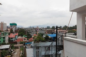 Four Red Doors Apartments