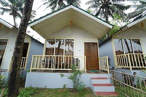 Sunset & Waves Resort