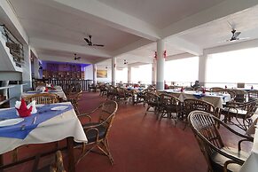 Sunset & Waves Resort