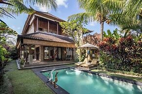 Candy Villa by Pramana Villas