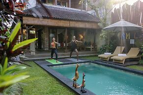 Candy Villa by Pramana Villas