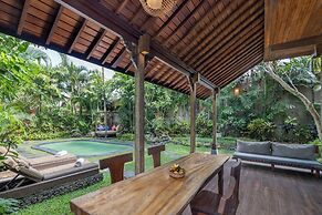 Candy Villa by Pramana Villas