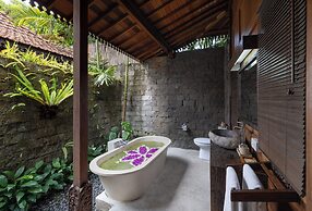 Candy Villa by Pramana Villas