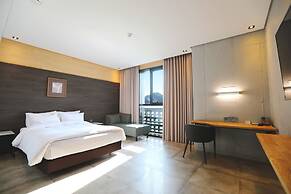 The HongC Hotel Gangneung