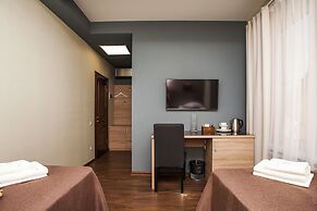 Zhemchug Village Hotel