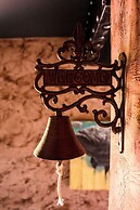 Zhemchug Village Hotel